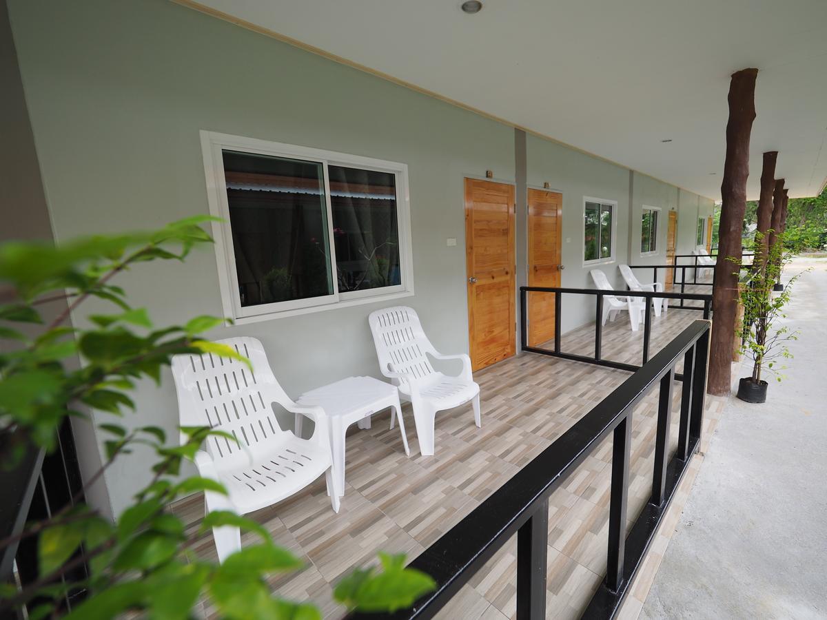 Lanta Smile Beach Ko Lanta Exterior foto