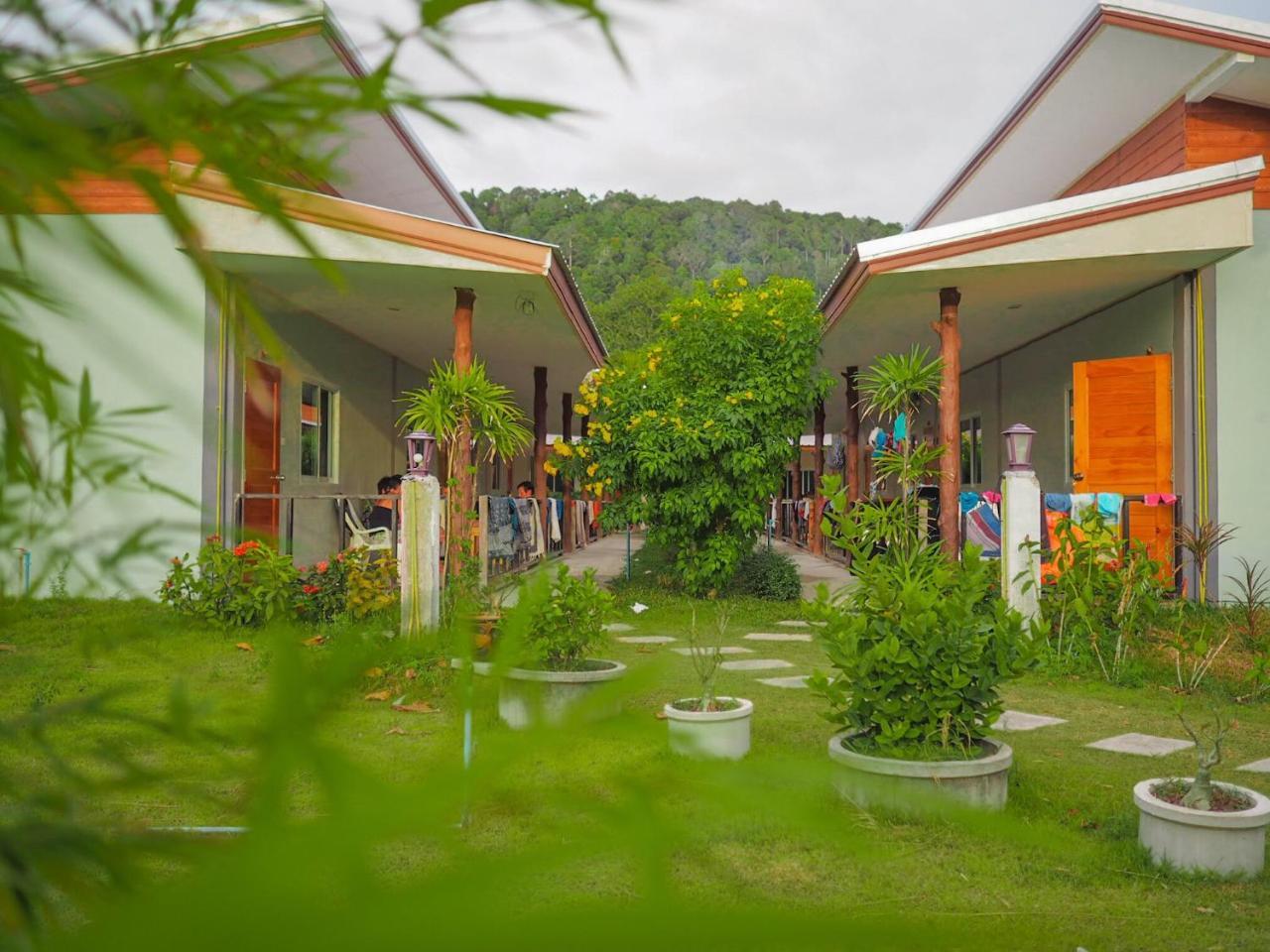 Lanta Smile Beach Ko Lanta Exterior foto