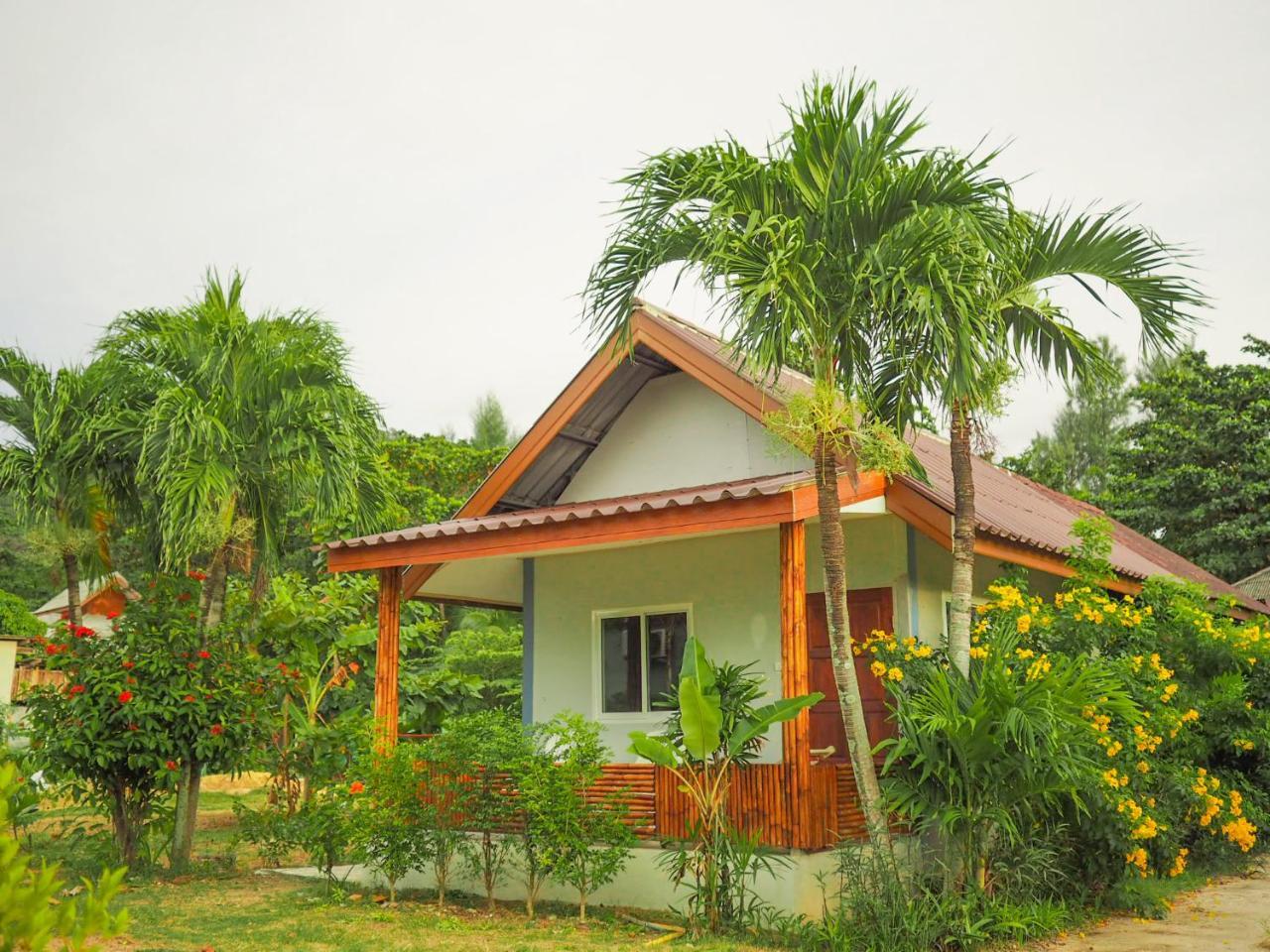 Lanta Smile Beach Ko Lanta Exterior foto